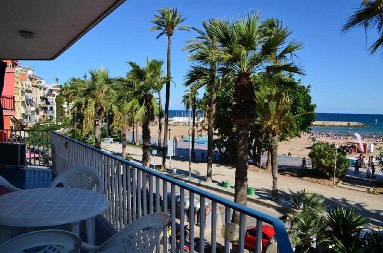 Seafront Sitges Apartment Bagian luar foto