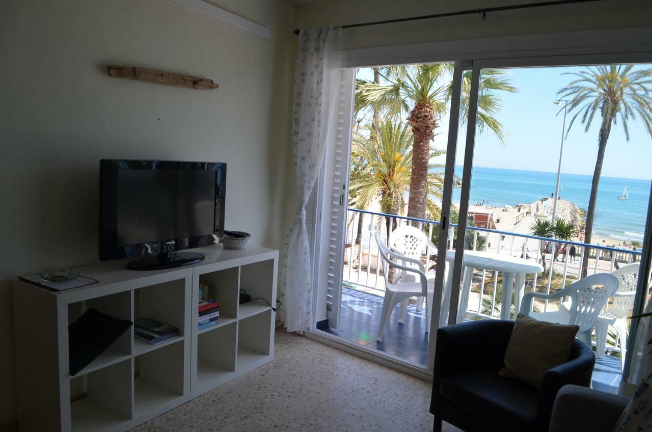 Seafront Sitges Apartment Bagian luar foto