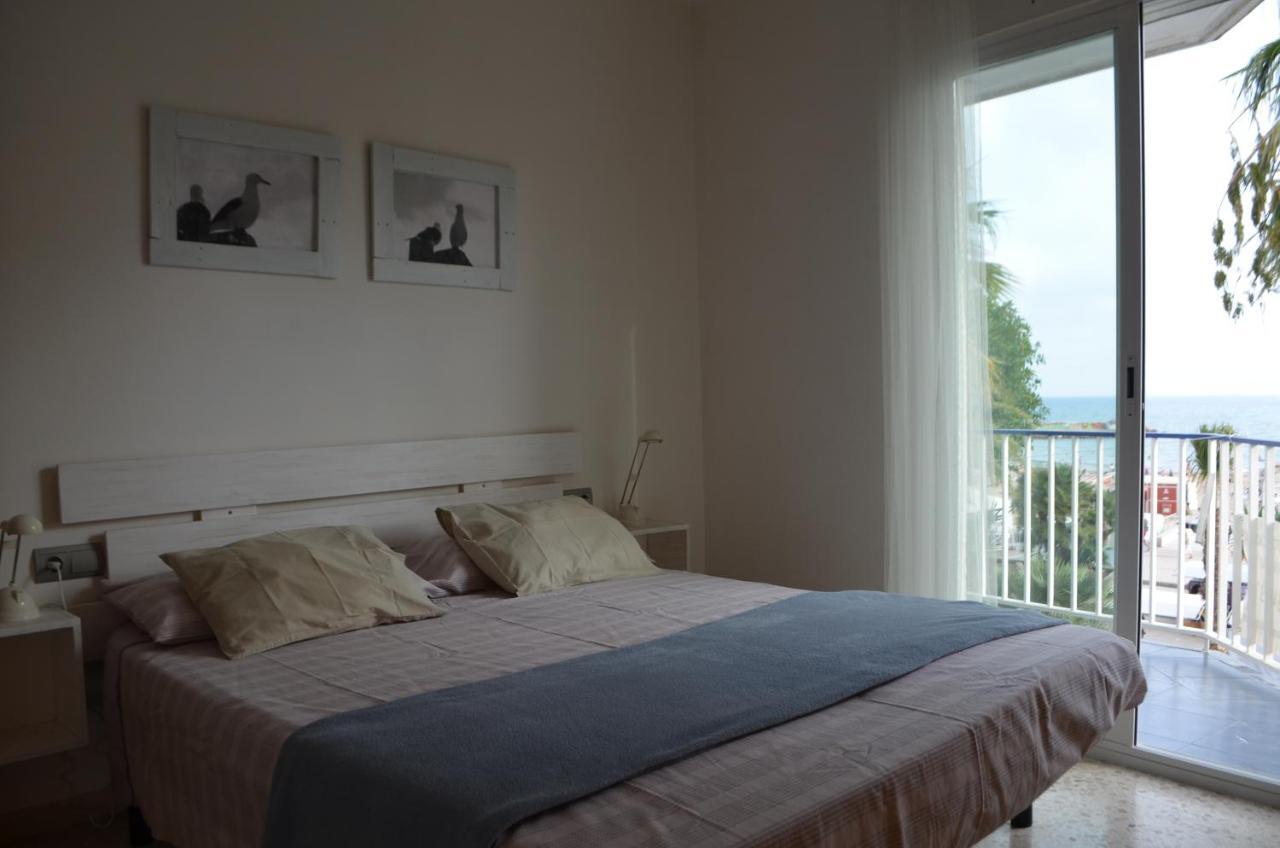 Seafront Sitges Apartment Bagian luar foto